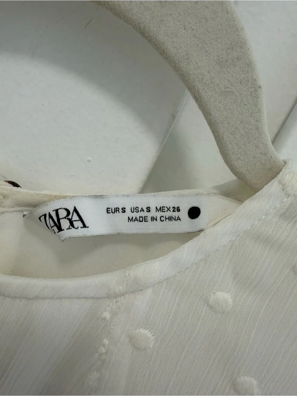 Zara Women’s Cream Embroidered Long-Sleeve Blouse